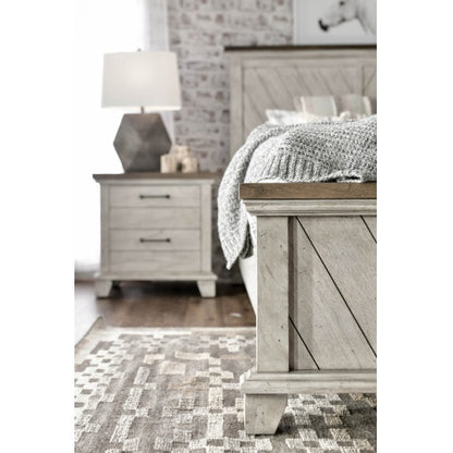 Bear Creek Queen Bed – with Chevron Patterned Headboard